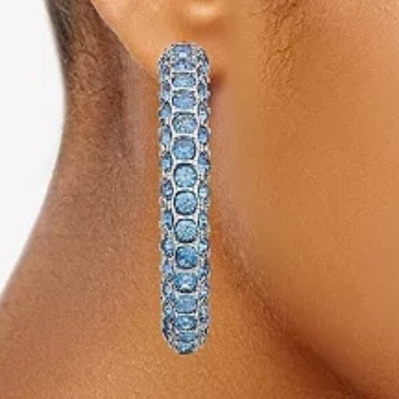 VERA WANG Glamorous Silver Blue Rhinestone Crystal 1.9" Hoop Earrings**NEW! - Picture 5 of 5
